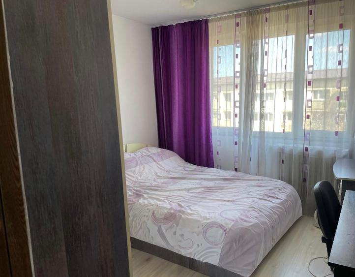 Vand apartament 2 camere etaj 4 zona Kiseleff