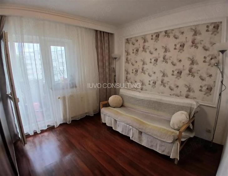 Vanzare Apartament 4 Camere Decomandat Aparatorii Patriei-Al.Tomesti - 4