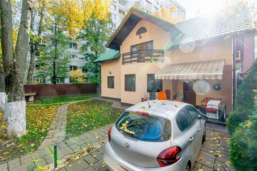 Casa deosebita cu facilitati premium in Tatarasi, Iasi – Eleganta, confort si in