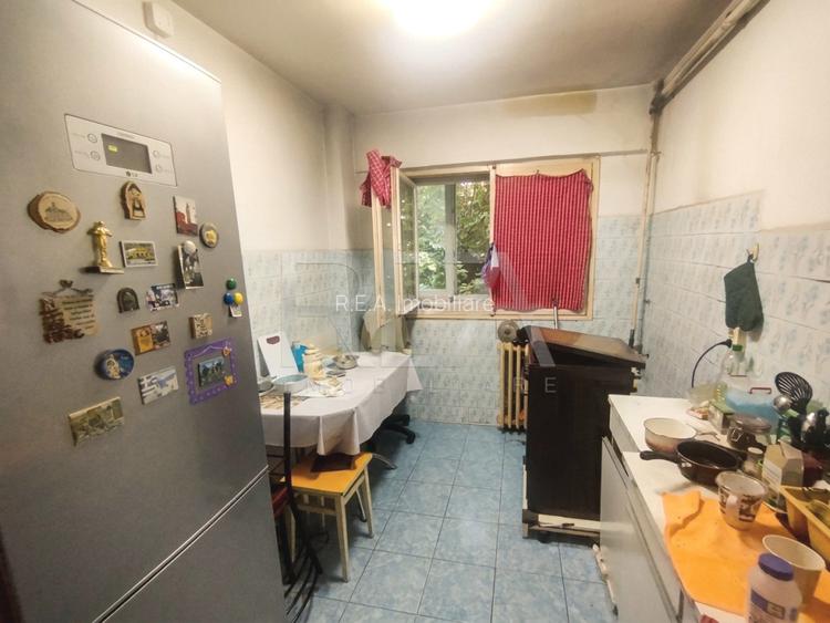 3 camere | Vitan | Etaj 1 | 1982 | Anvelopat recent - 14