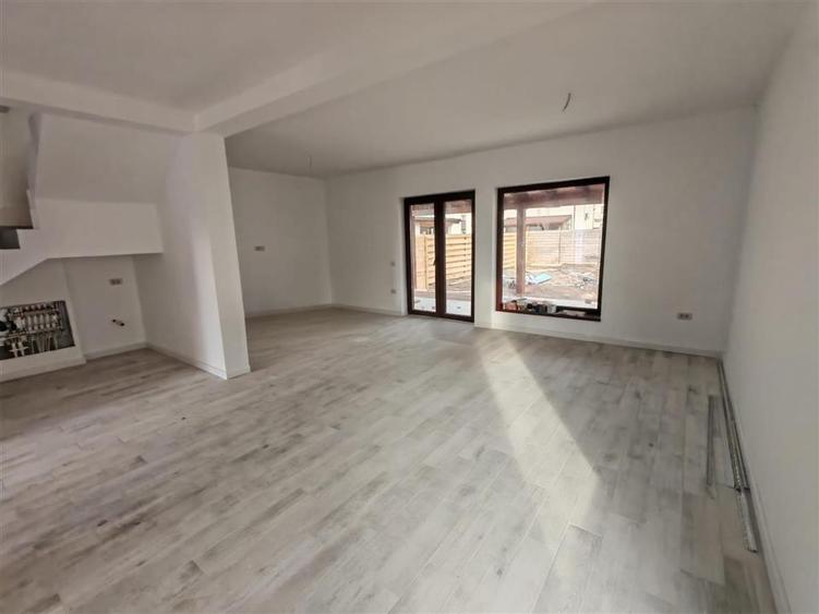Casa duplex de vanzare Izvor/Tarlungeni 163500 Eur