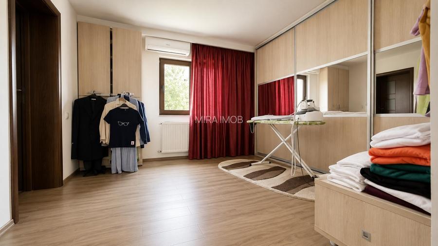 Casă individuală cu teren de 500 mp și garaj – Sector 6, București