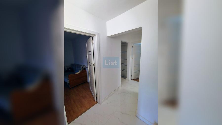Apartament 3 camere decomandat zona FSGA