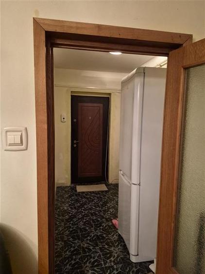 Apartament 2 camere semidecomandat, zona Bistrita Lac