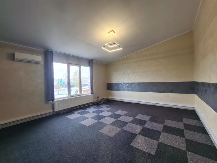 Spatiu birouri renovat, luminos, locuri de parcare, Tatarasi Aurel Vlaicu