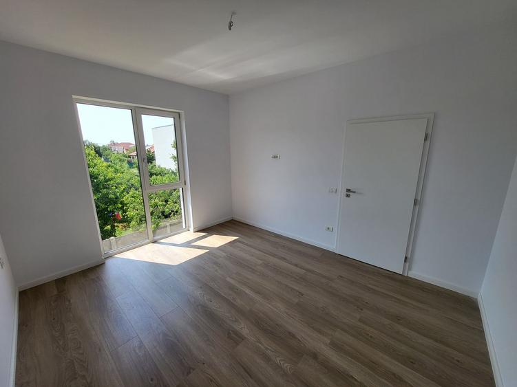 COMISION 0%. Duplex in Braytim. Asfalt. Langa Musicescu.