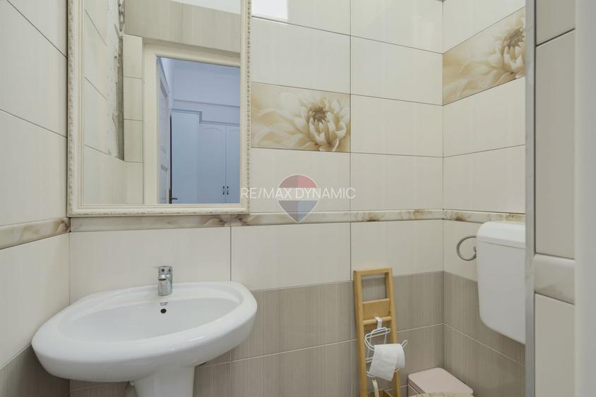 Vilă cu 4 camere de închiriat în zona Intim - 25