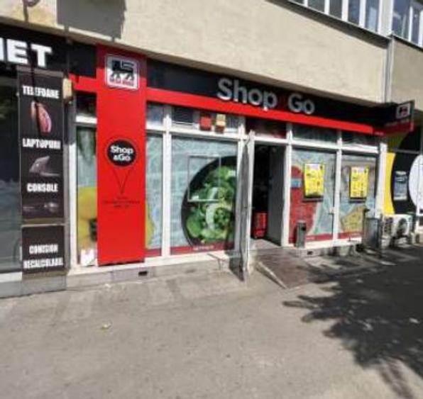 Spatiu comercial de vanzare Militari