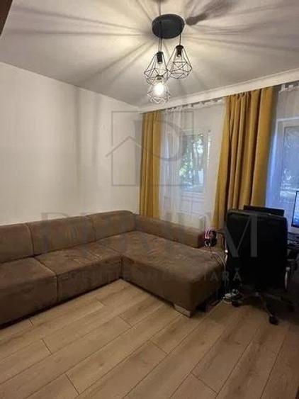 MODERN - 2 Camere - Decomandat - Bloc izolat - Parter inalt - Centrala proprie