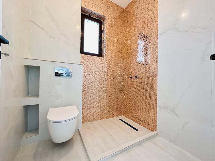 Casă individuală de vânzare, parter 4 camere | 375 mp | La Cheie - Berceni Ilfov