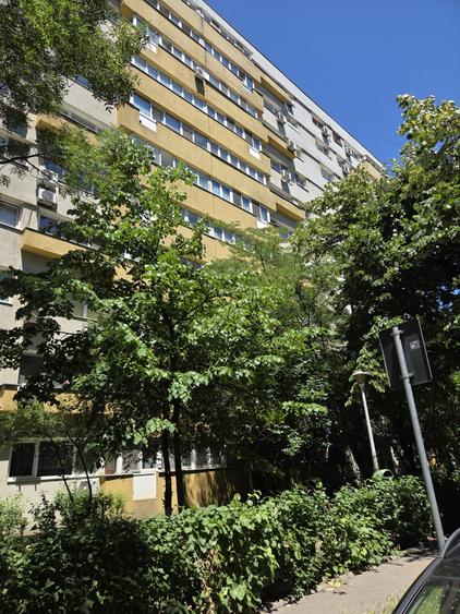 Bucurestii Noi - 1 minut Metrou Parc Bazilescu - Apartament 2 camere confort 1
