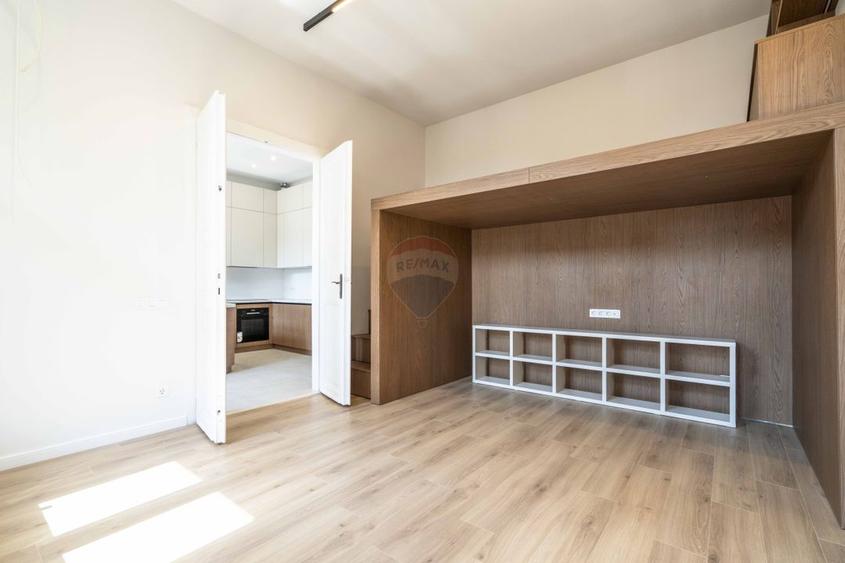 Apartament cu 3 camere de vânzare ultracentral str. Vasile Alecsandri
