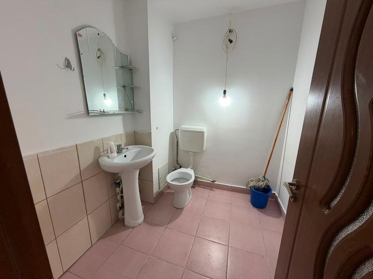 Titan 3 Camere Bloc 1980 Reabilitat Instalatii Schimbate 15 Min Metrou