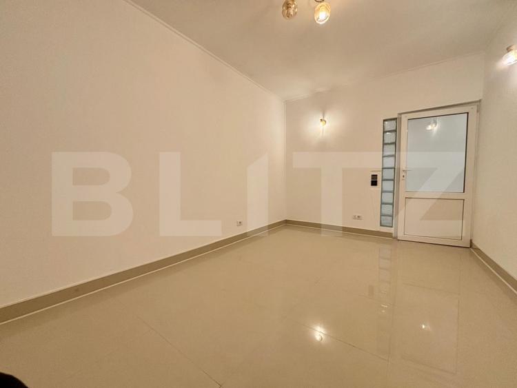 Oportunitate! Apartament deosebit, 2 camere, 54 mp, clădire istorică - Central