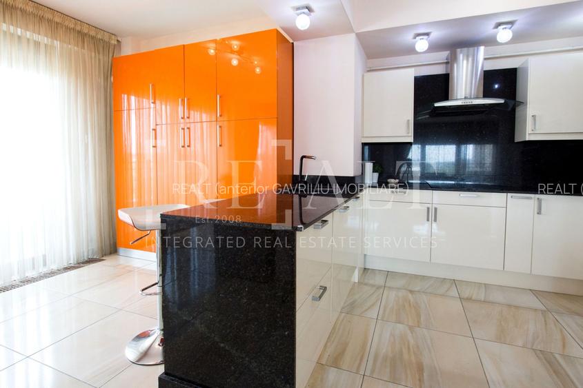 Inchiriere apartament 3 camere | Generos, 2 x Parcare, Acces lift | Domenii