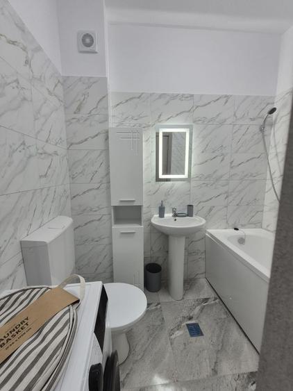Închiriez garsoniera decomandata, mobilata și utilata integral, de lux.