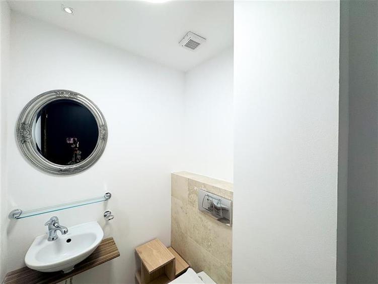 Apartament tip Penthouse de inchiriat 4 camere Soseaua Nordului