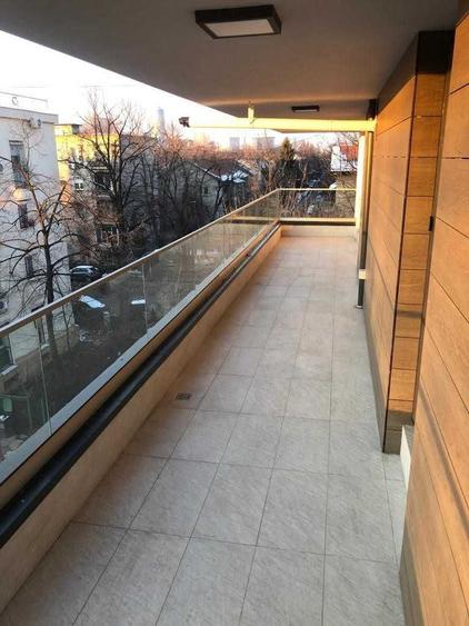 AP 3 Camere Floreasca ( Lux )
