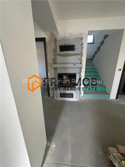 Casa tip duplex zona Campineanca