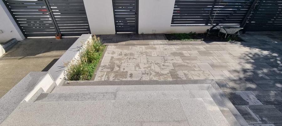 Casă spectaculoasă – 314 mp utili, cramă, terase, 7 camere, teren 432 mp