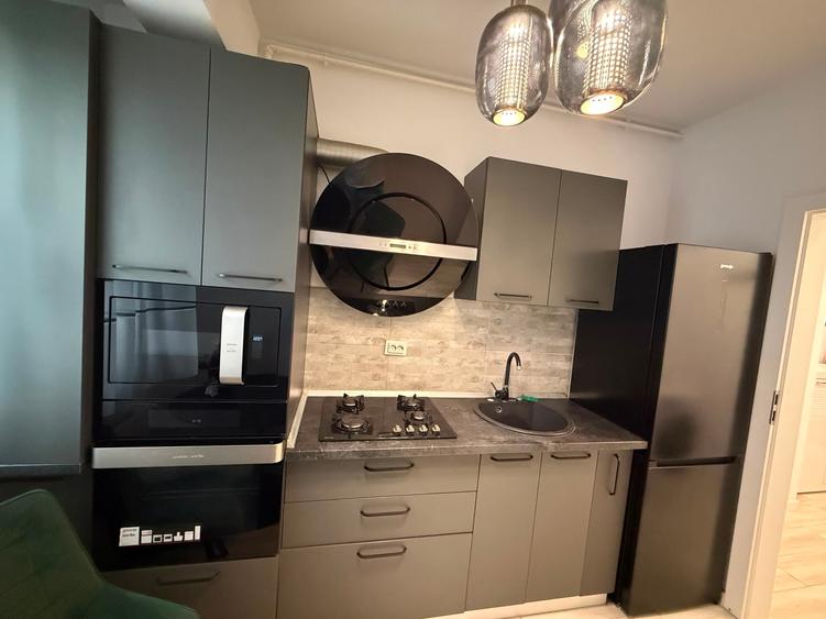 Apt. 2 cam,bloc 2022,Rotar Park 2,Militari,zona Metro-Mc Donald,10 min. metrou