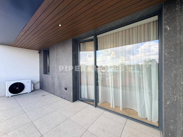 3 Camere ARQA Jollie Ville | Erou Iancu