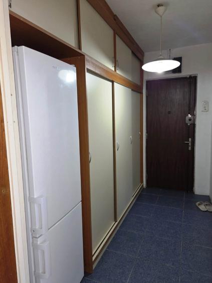 Valea Oltului - 3 minute Metrou Valea Ialomitei - Garsoniera 36 mp DECOMANDATA