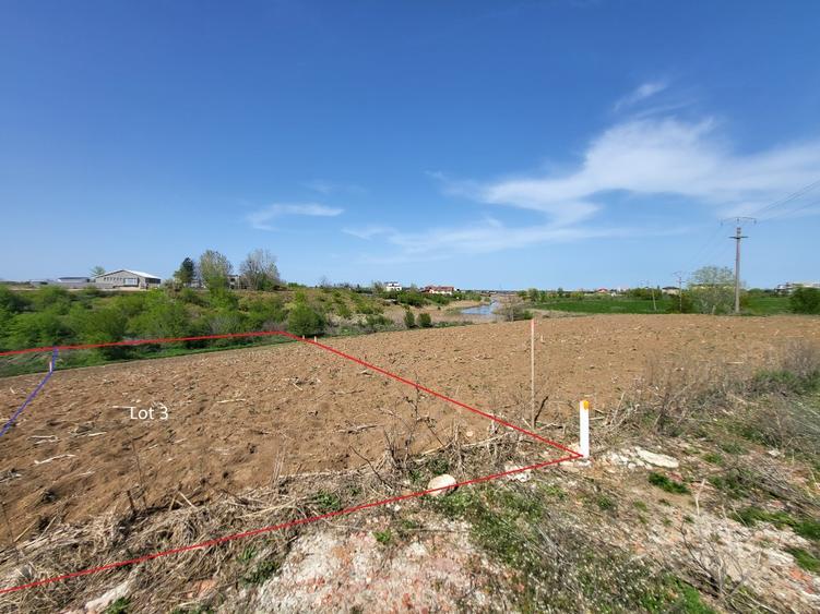 Intravilan vedere la lacul Snagov zona de vile noi