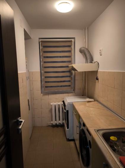 Apartament 2 camere decomandat + garaj