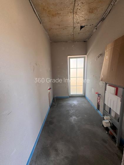 Duplex despărțit | 4 cam | 2 băi | Toate utilitățile | Zonă excelenta