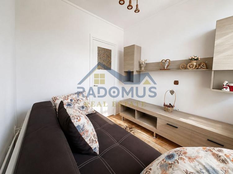 Garsonieră 2 camere | Republicii | 260 €/lună | Etaj 10