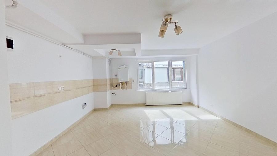 Apartament în vilă cu curte, etaj 1