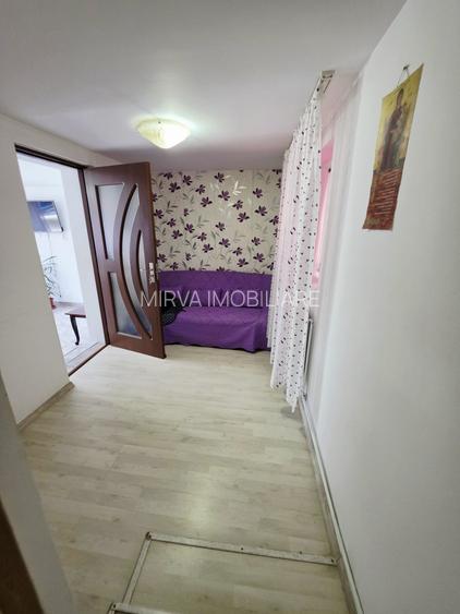 Casă renovată cu 6 camere, teren 557 mp – Berceni, Prahova - 54