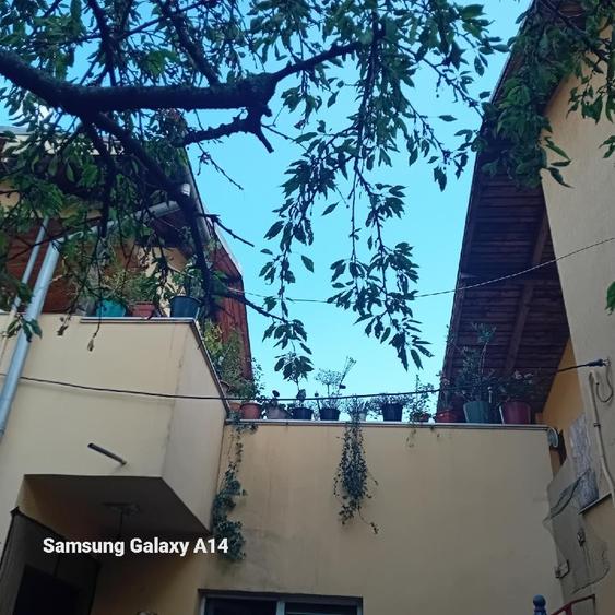 Casa si spatiu comercial Liceul 1MAI