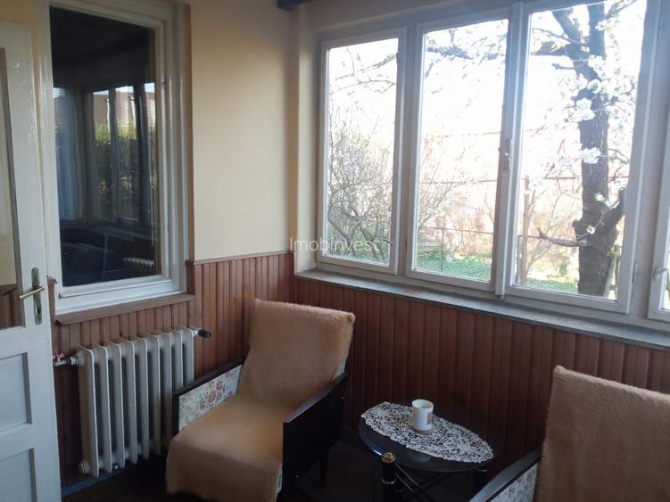 Vand casa cu 4 cam.si teren 1000mp. - 3