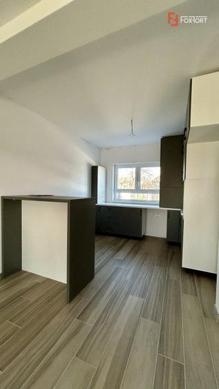 Casa cu 4 camere, toate utilitatile, cu plata in transe Sanandrei.