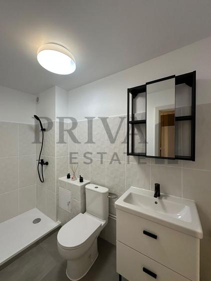 Garsoniera renovata, 26 mp, etaj 2, Complex Studențesc