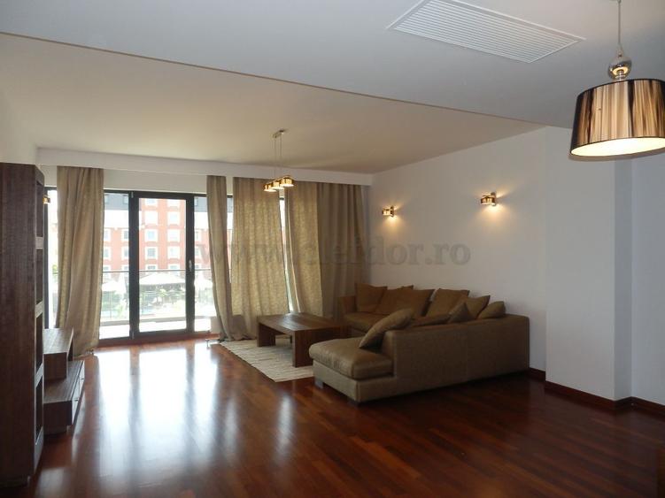 Apartament cu 3 camere de închiriat în zona Soseaua Nordului