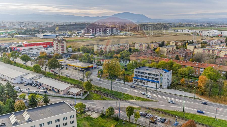 Oportunitate investiție-Clădire cu autorizație hotel și teren BRAȘOV - 4