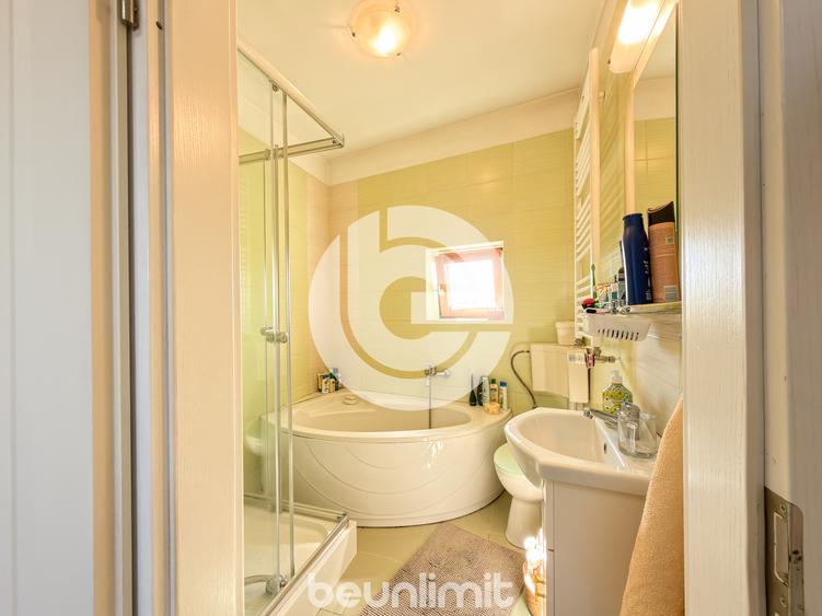 Apartament 4 camere | Str. Dealului | Parcare in curte interioara