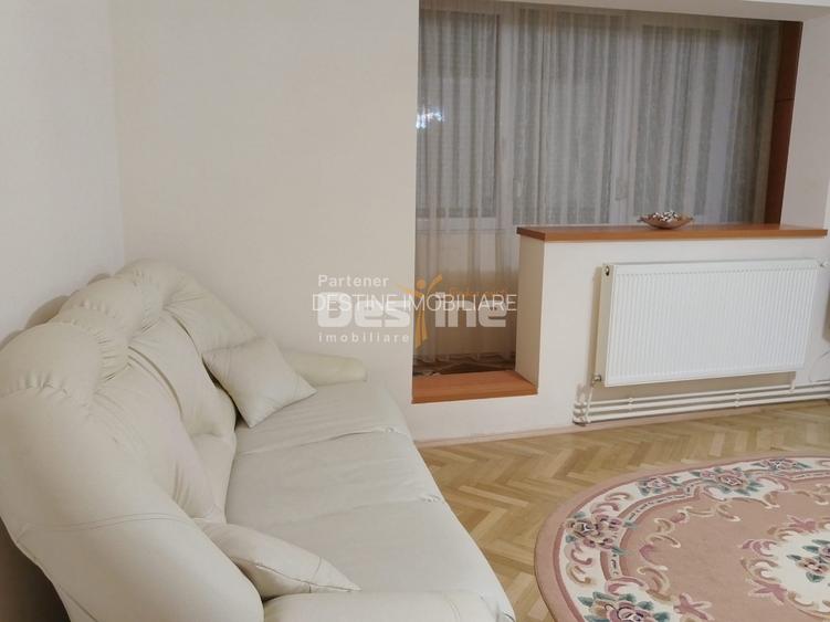 Vă oferim spre inchiriere apatrament 3 camere decomandat - 2