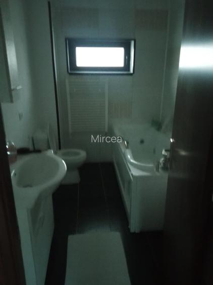Vând apartament 3 camere decomandat în Dancu - 7