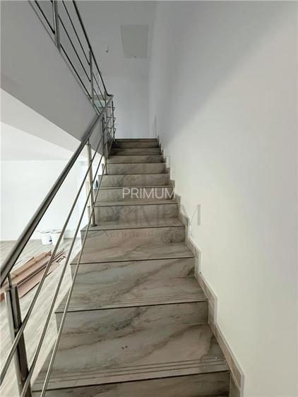 Duplex cu 5 camere - zona centrala - la cheie