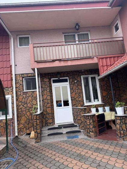 Casa zona rezidentiala , 700mp teren, Radauti