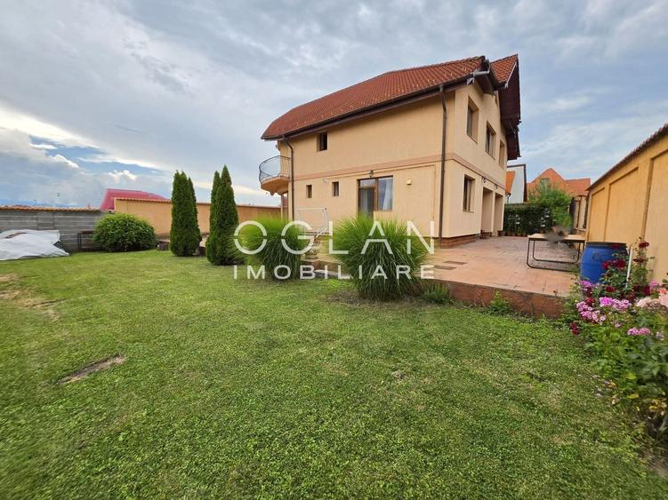Casa Individuala 5 camere, 210 mp utili, zona premium in Selimbar