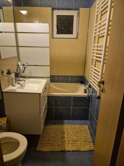 Apartament modern 3 camere pivnita zona Semaforului