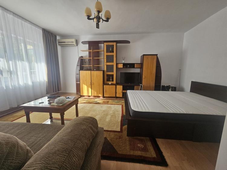 Proprietar, închiriez garsoniera decomandata 42 mp, zona Lujerului, Virtutii