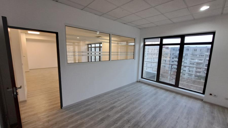 SPATIU BIROU- CLADIRE BIROURI PREMIUM- COSTURILE UTILITATILOR SUNT INCLUSE