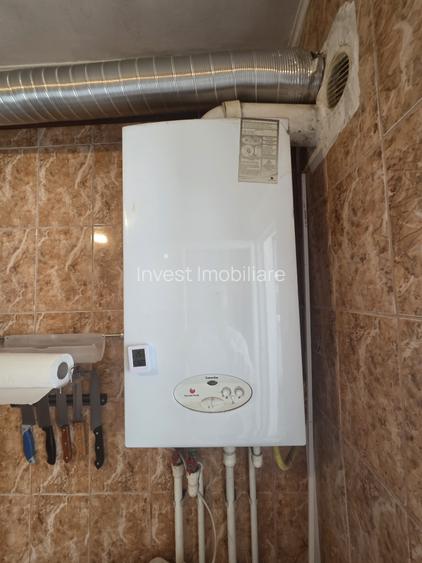 Apartament 3 camere, Decomandat, Piata Alexandru cel Bun - 3