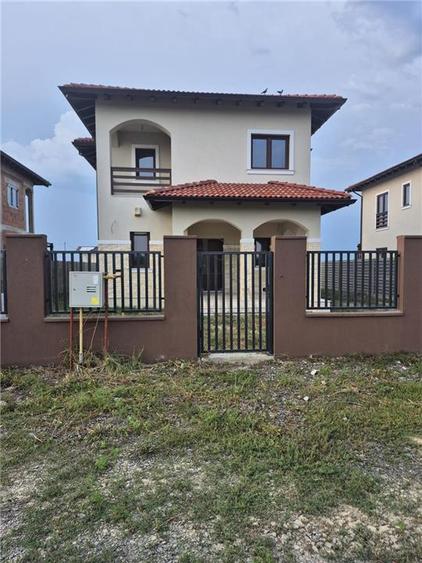 Vila Individuala P+1 - 632 mp Teren - Calitate Premium in Mosnita Noua - toate u